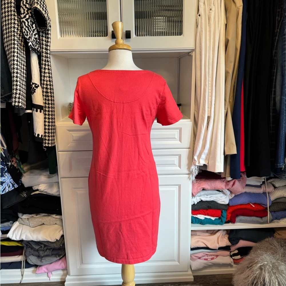 Elegant Red Dress - Picture 2 of 4